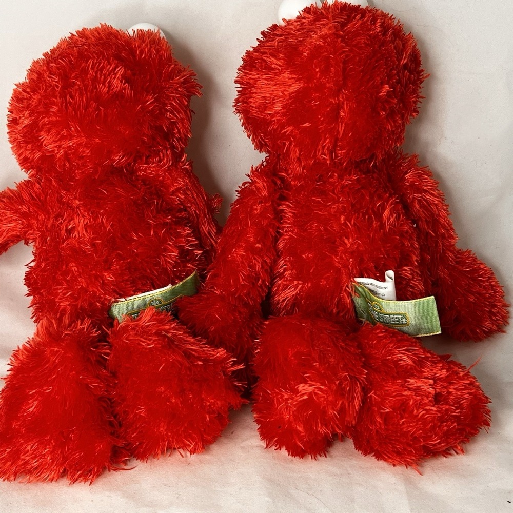 Sesame Street Elmo Plush Lot 2 GUND Red Muppet Dolls 13" Soft Toy 2014 EUC - Picture 2 of 6